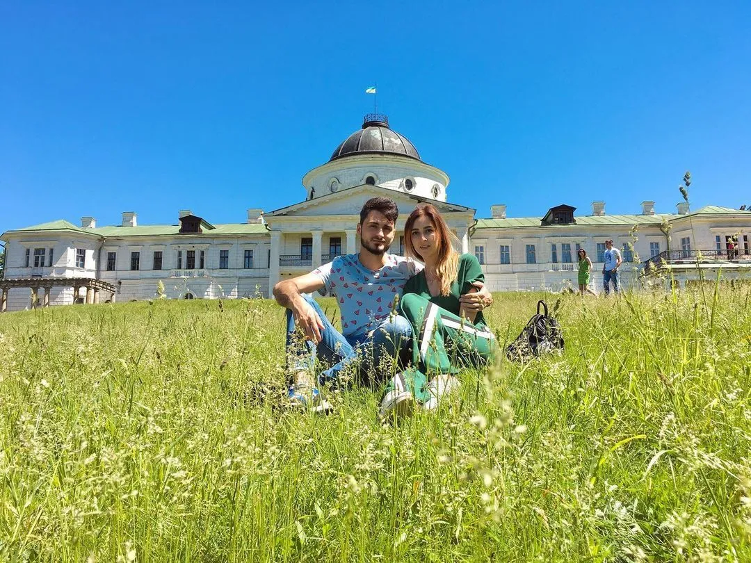 Палац у Качанівці Палац у Качанівці