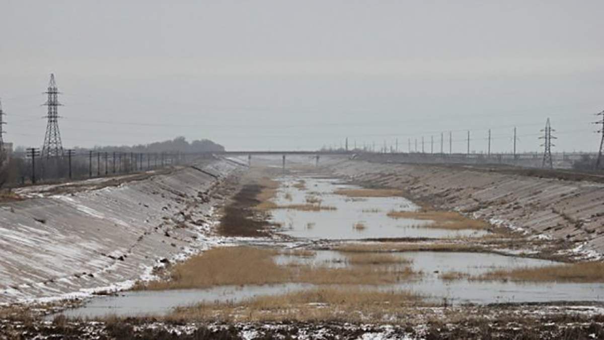 В Раде предлагают законодательно запретить подачу воды в Крым