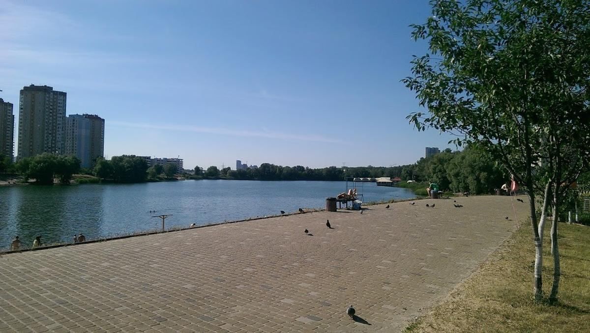 Киян попереджають про появу збоченця на Харківському масиві Киян попереджають про появу збоченця на Харківському масиві