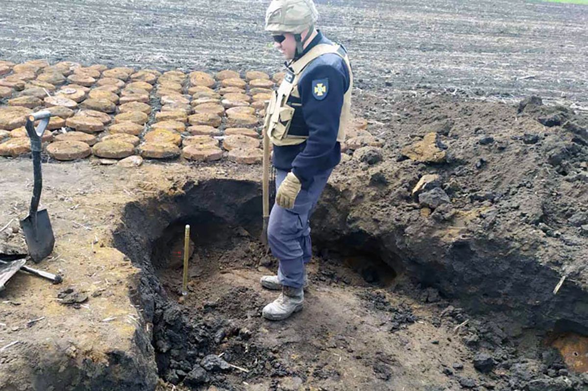Під Дніпром знайшли схрон боєприпасів часів Другої світової війни