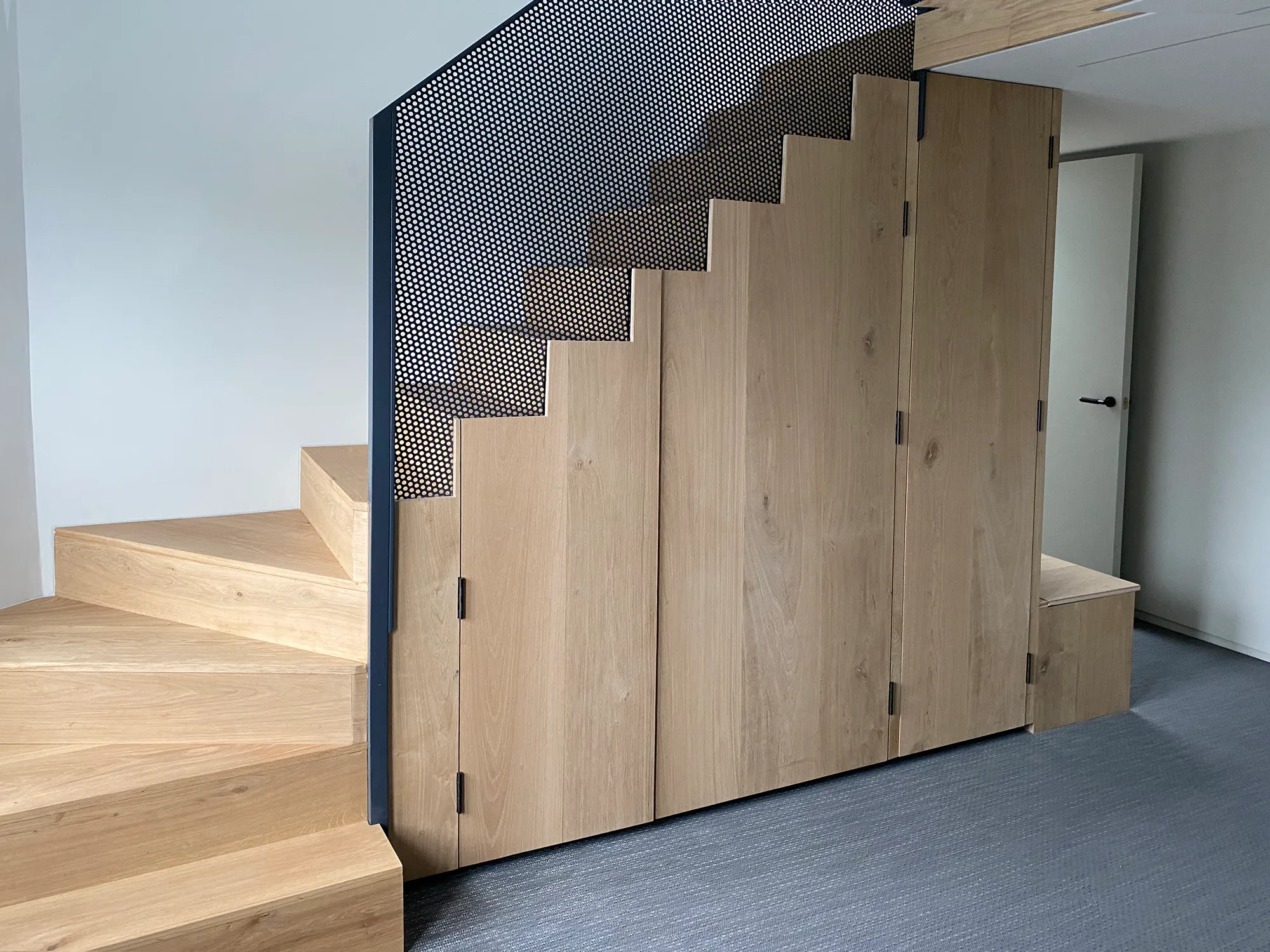 будинок над скелею будинок над скелею