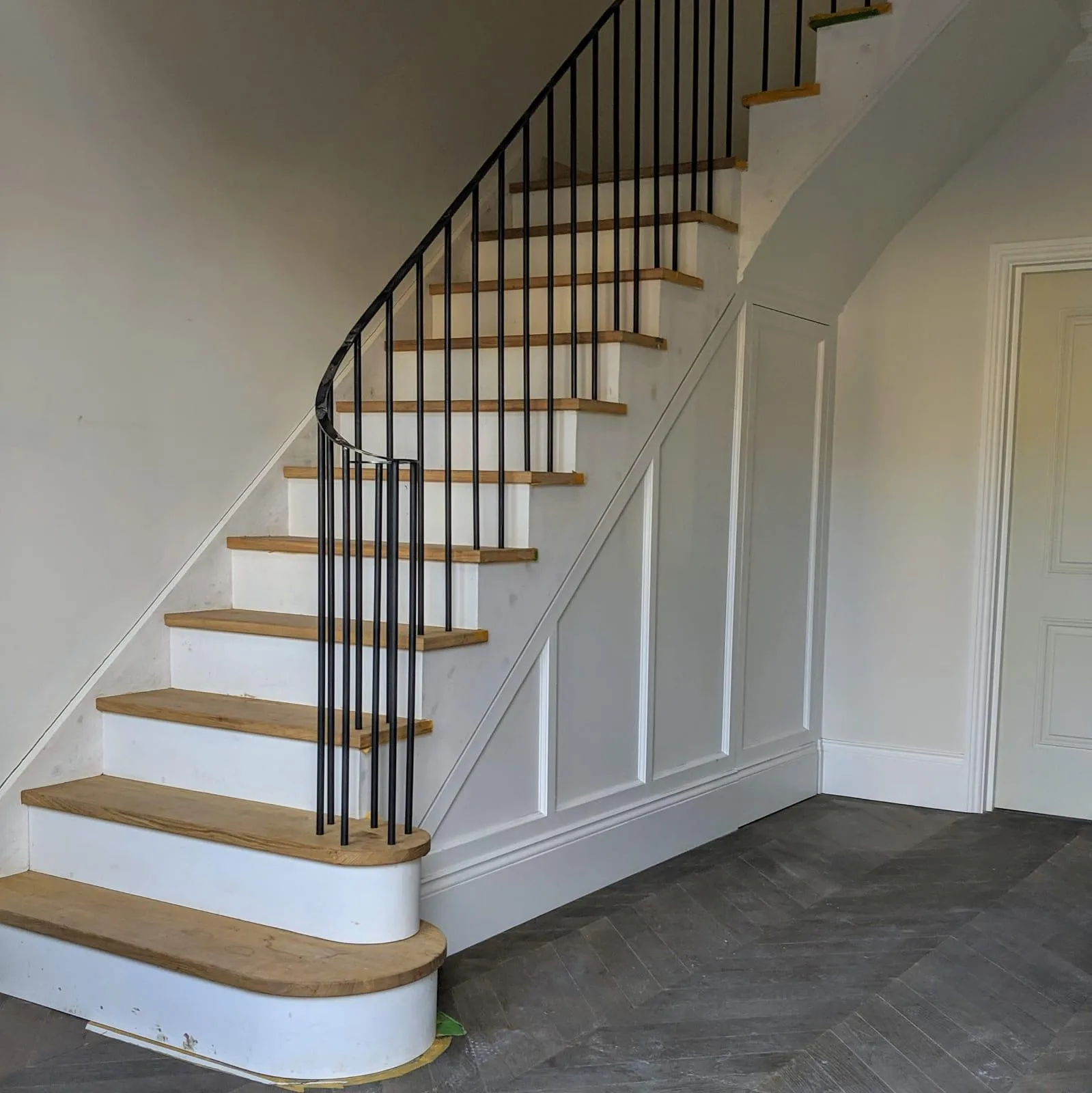 будинок над скелею будинок над скелею