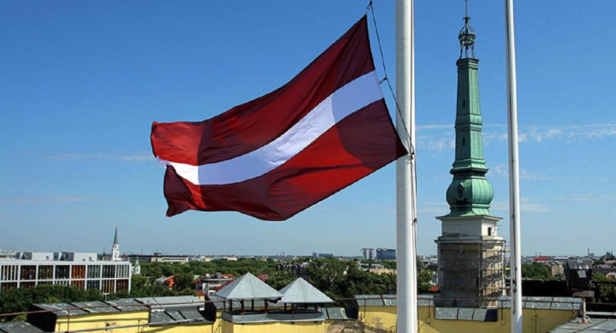 Тиск через мовну політику: Латвія прокоментувала санкції Росії