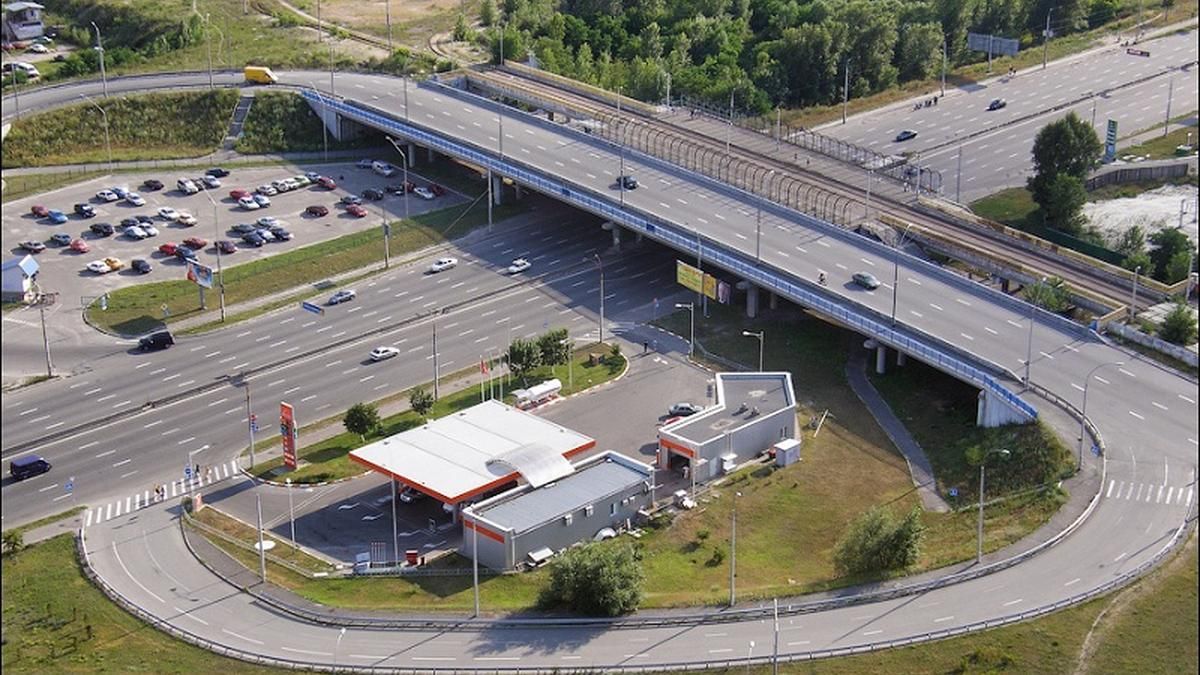 На Троєщині на місяць обмежать однією з ключових ділянок дороги На Троєщині на місяць обмежать однією з ключових ділянок дороги