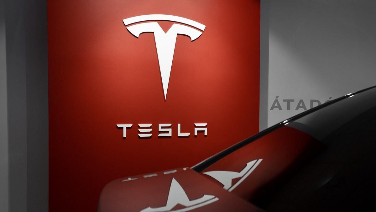 Tesla перенесла відкриття заводу у Німеччині: у компанії труднощі
