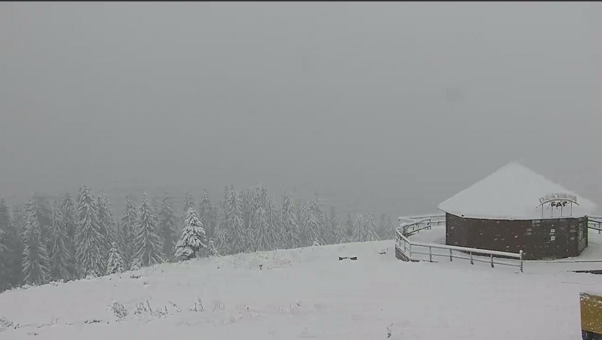 У Карпатах досі зима: морози та сніги не відступають У Карпатах досі зима: морози та сніги не відступають