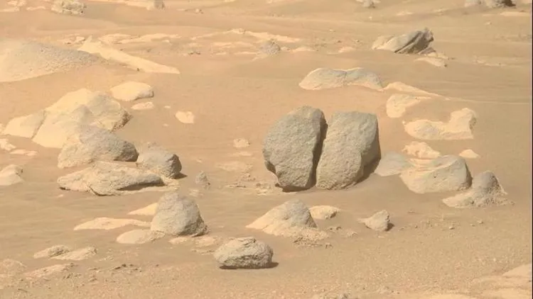 Камінь на Марсі