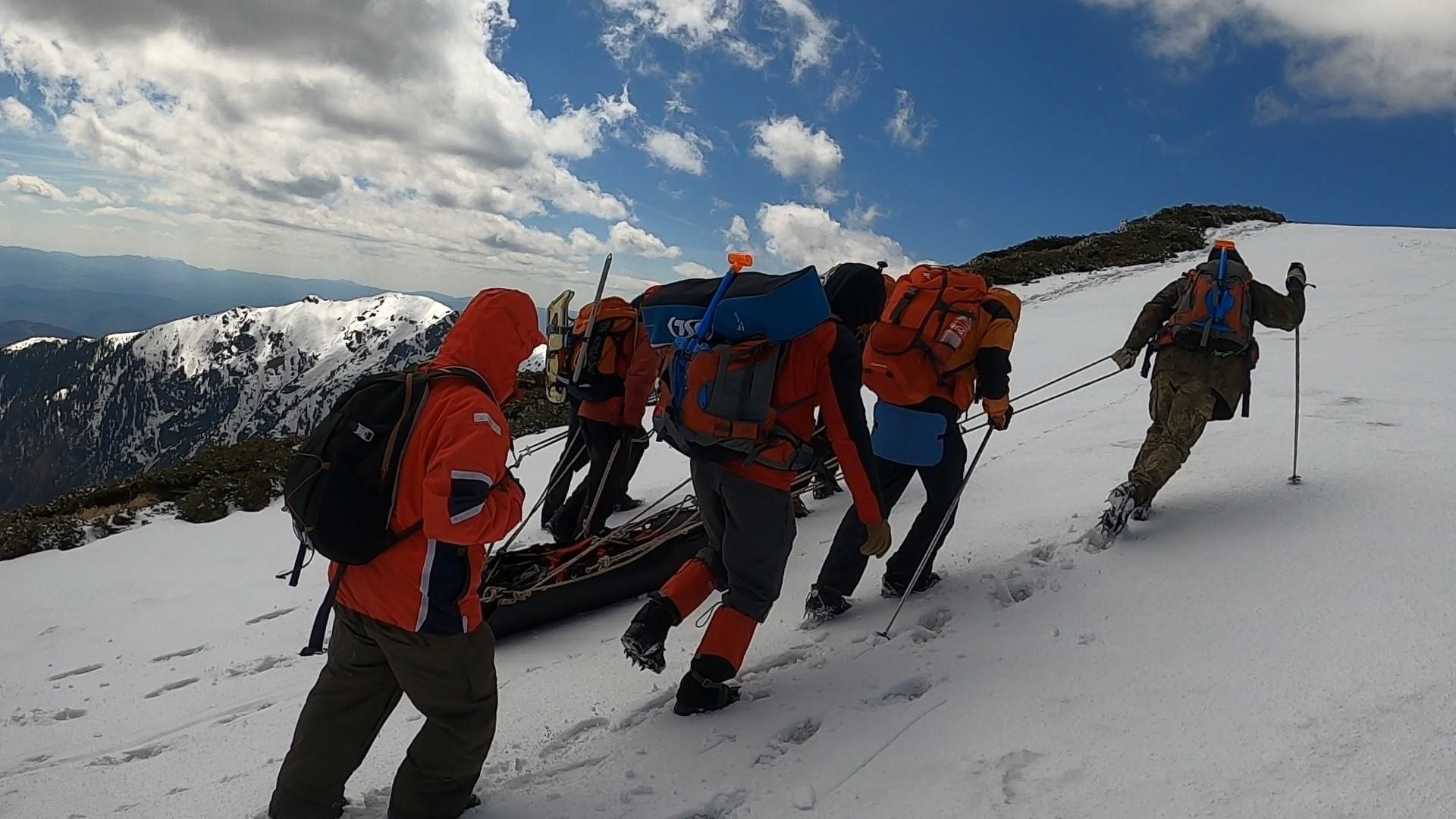 Біля гори Піп Іван 3 травня туристи знайшли мертвого чоловіка Біля гори Піп Іван 3 травня туристи знайшли мертвого чоловіка