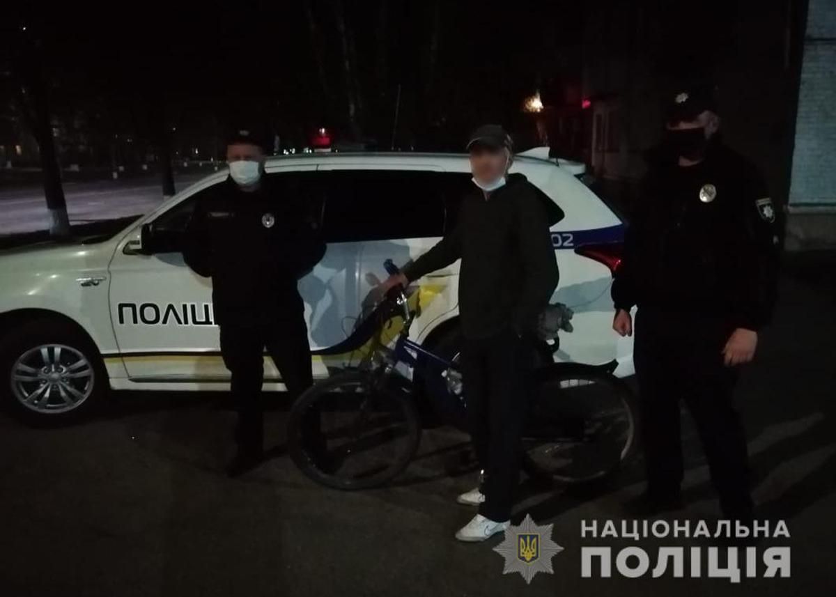 Мужчина на Сумщине снотворным "вакцинировал" пенсионеров, чтобы ограбить Мужчина на Сумщине снотворным "вакцинировал" пенсионеров, чтобы ограбить