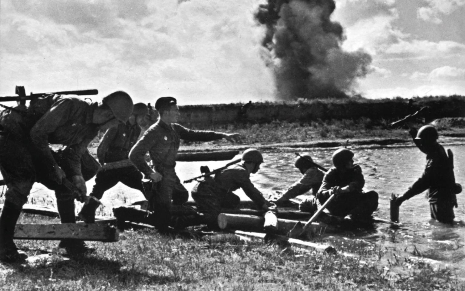 У Росії заборонять публічно порівнювати ролі СРСР та гітлерівської Німеччини У Росії заборонять публічно порівнювати ролі СРСР та гітлерівської Німеччини