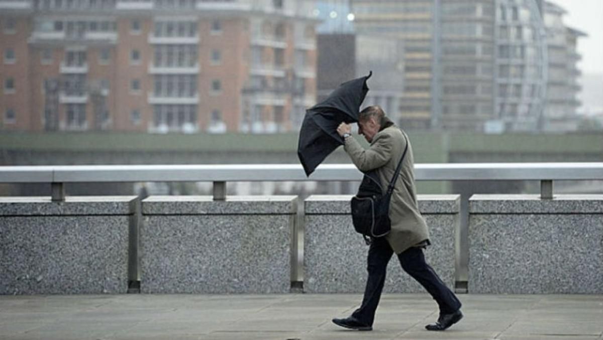 У Києві знову оголосили штормове попередження У Києві знову оголосили штормове попередження