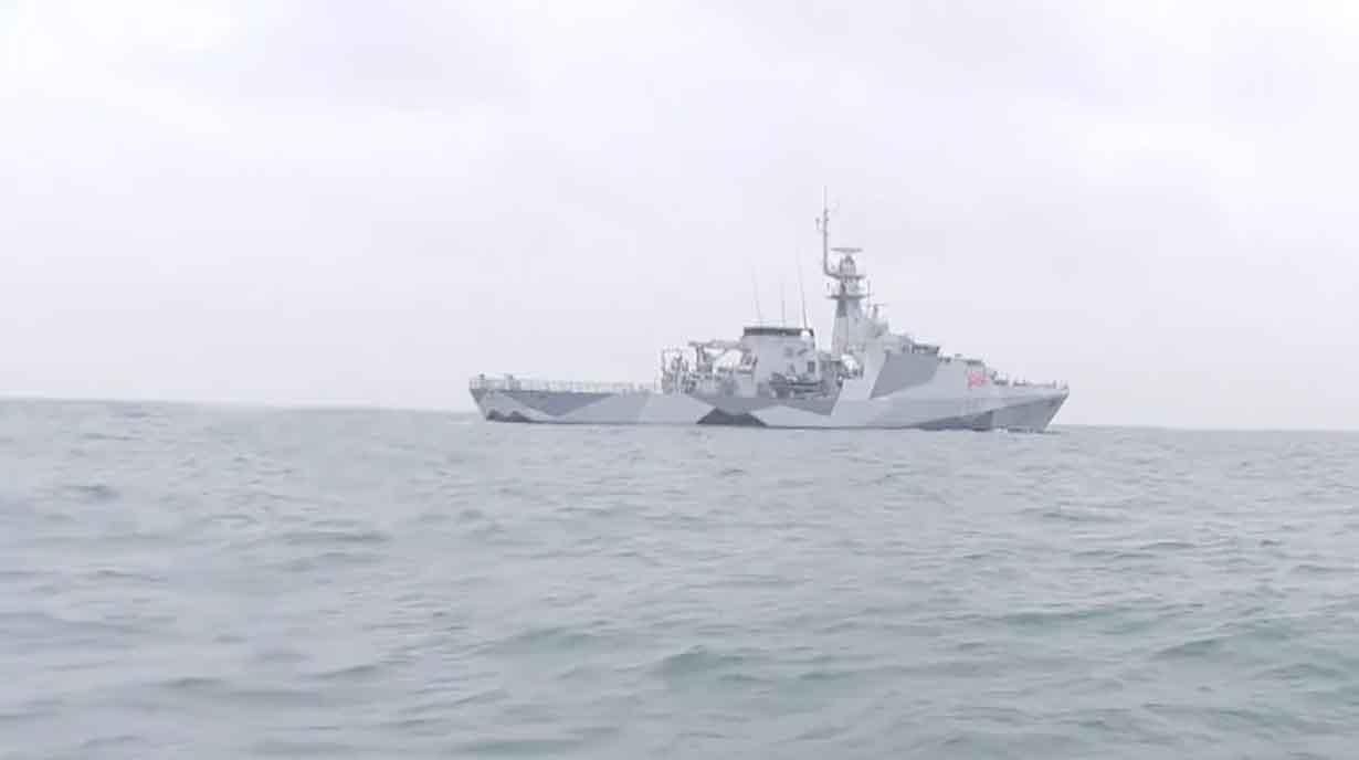 Великобритания отводит военные корабли из Джерси Великобритания отводит военные корабли из Джерси