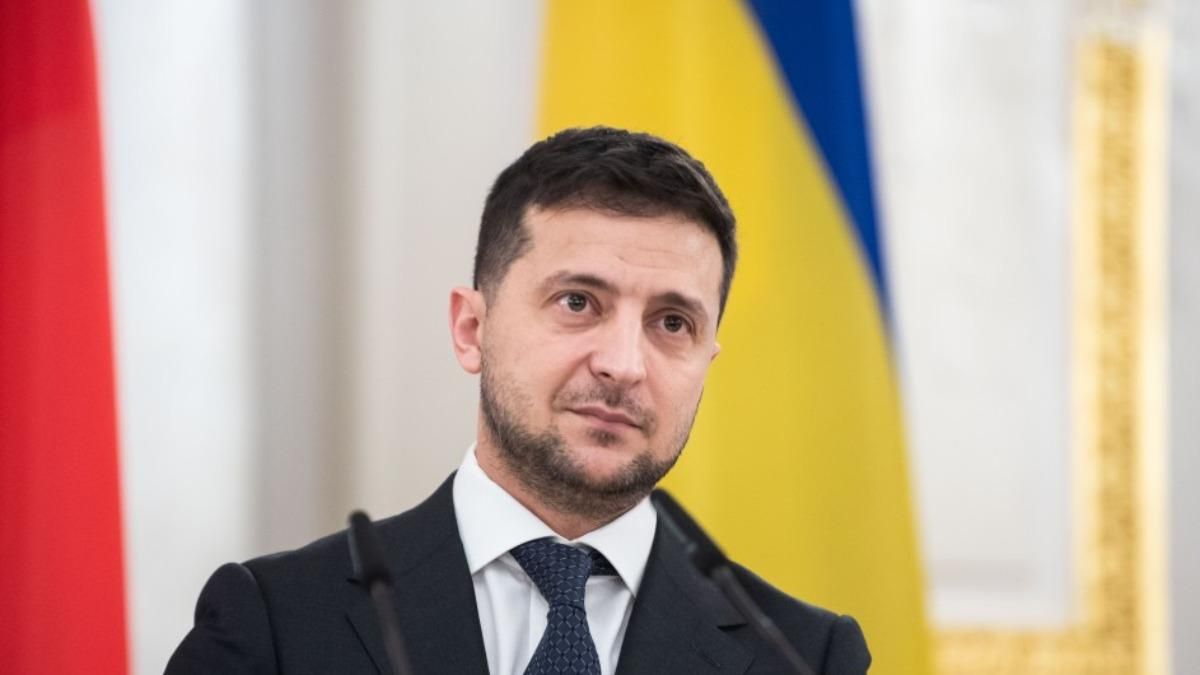 Зеленский наградил 15 украинских пехотинцев к их празднику Зеленский наградил 15 украинских пехотинцев к их празднику