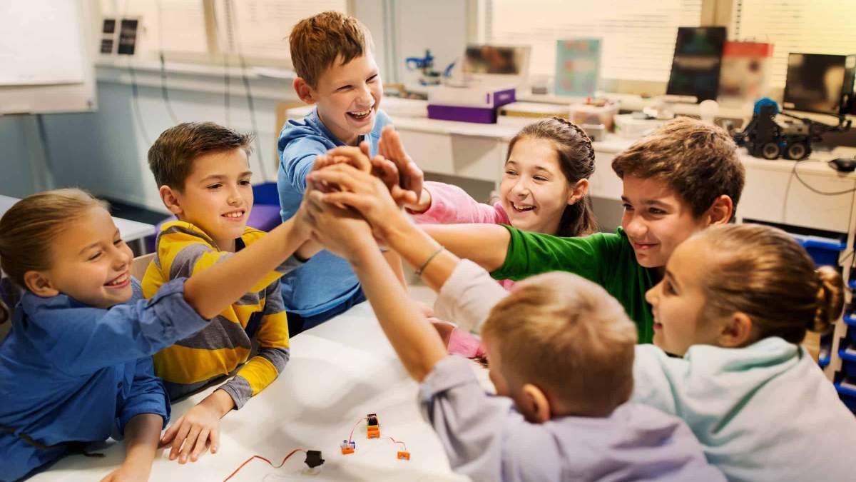 Типова освітня програма: Учень має вивчати те, що йому подобається Типова освітня програма: Учень має вивчати те, що йому подобається