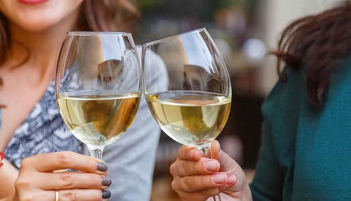 Каждый 3 украинец вообще не употребляет алкоголь: опрос Каждый 3 украинец вообще не употребляет алкоголь: опрос