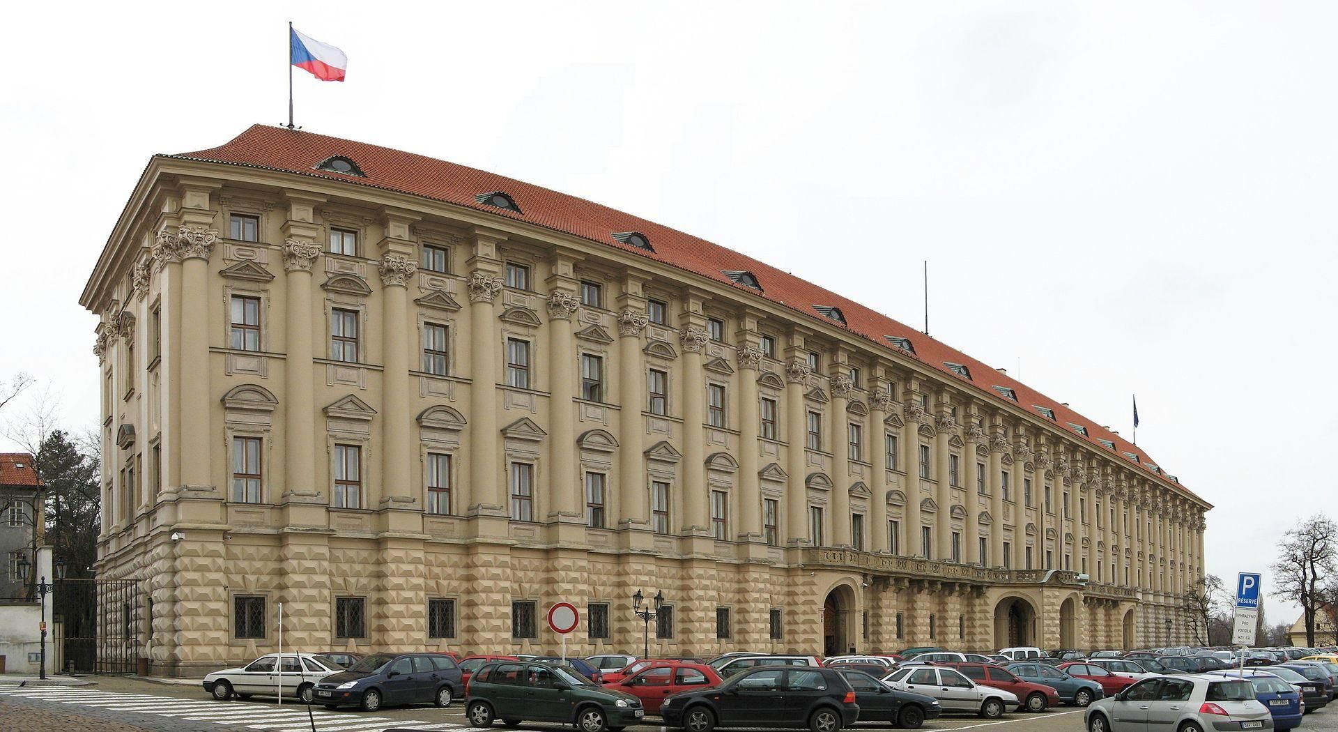Чехія на саміті ЄС проситиме допомогу через вибухи у Врбетіце