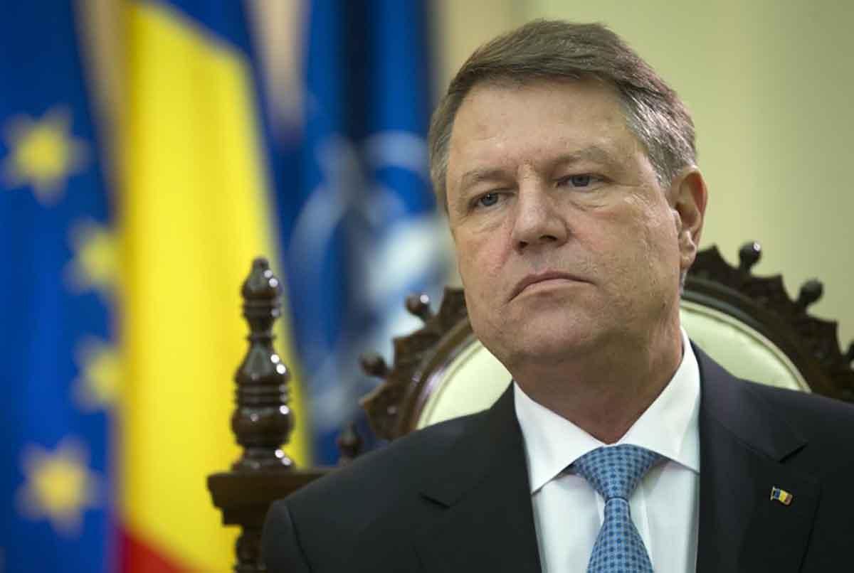 Президент Румынии призвал НАТО усилить войска в восточном фланге