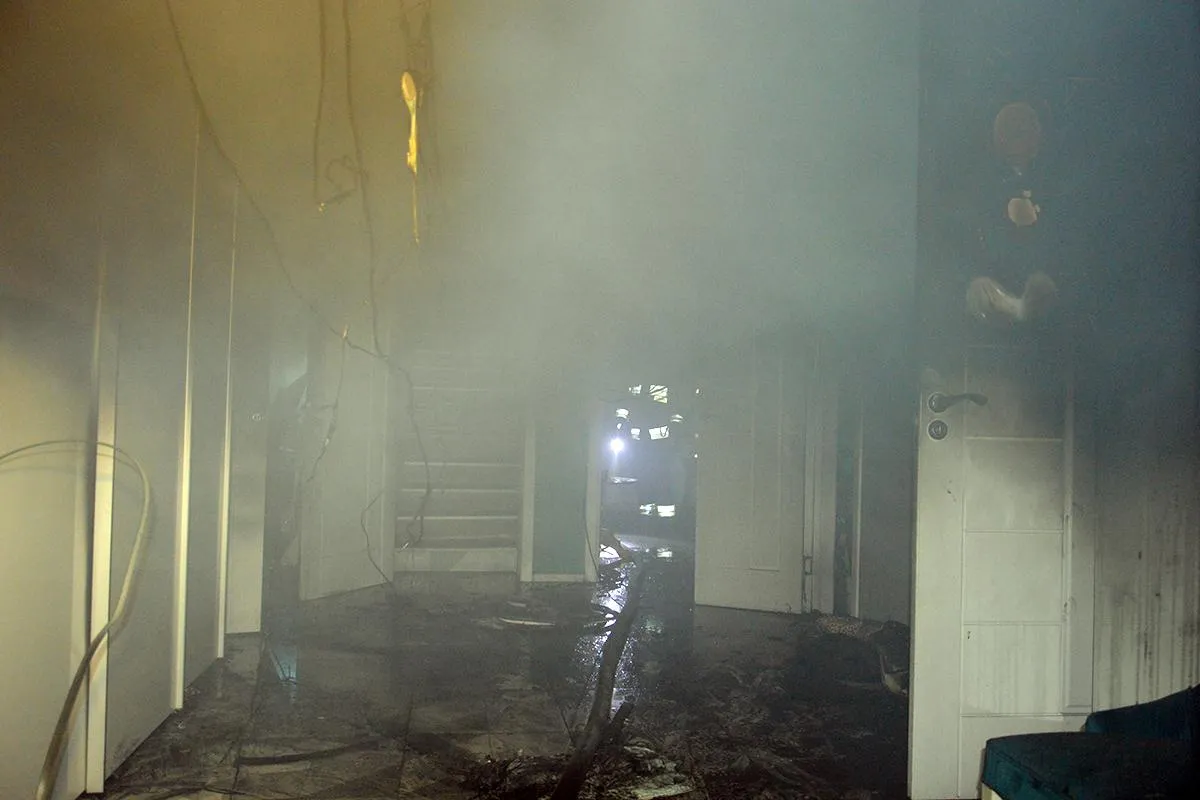 пожежа у Дніпрі згорів гараж у приватному будинку загинув чоловік