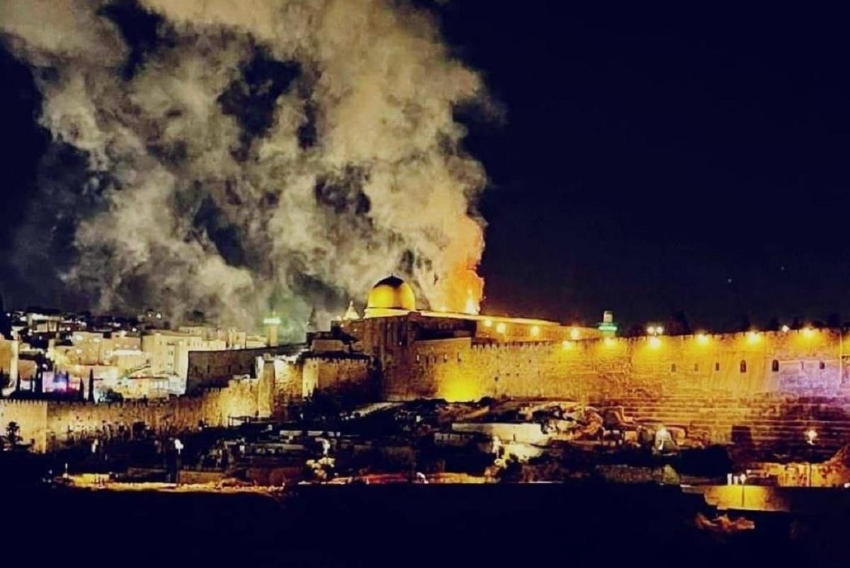 З Сектора Гази по Ізраїлю випустили понад 200 ракет З Сектора Гази по Ізраїлю випустили понад 200 ракет