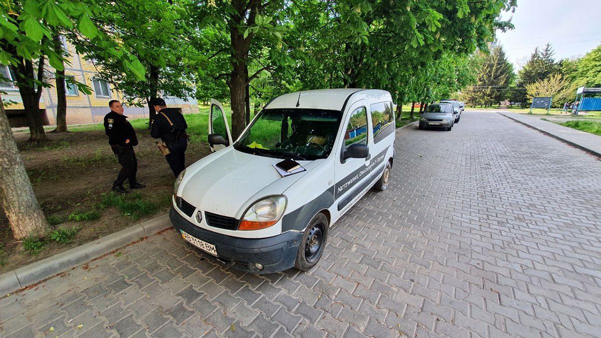 В Кривом Роге нашли тело мужчины в заведенном авто В Кривом Роге нашли тело мужчины в заведенном авто