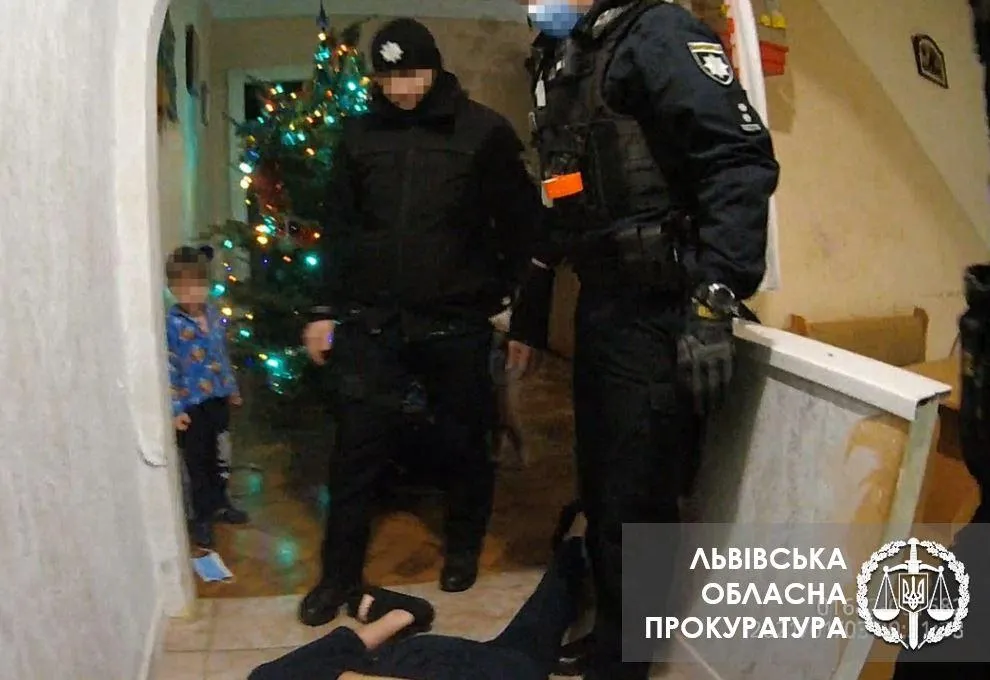 Вдарив патрульного кулаком в щелепу: у Львові судитимуть домашнього насильника – фото
