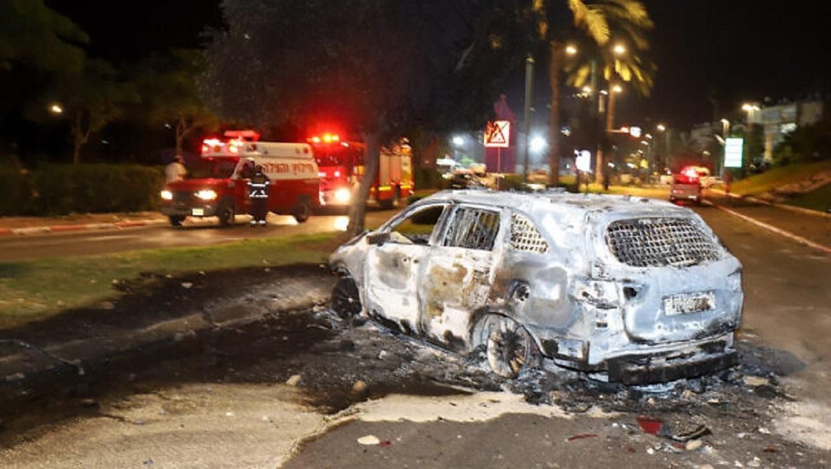 Массовые беспорядки в Израиле: ситуация ухудшается - фото, видео Массовые беспорядки в Израиле: ситуация ухудшается - фото, видео