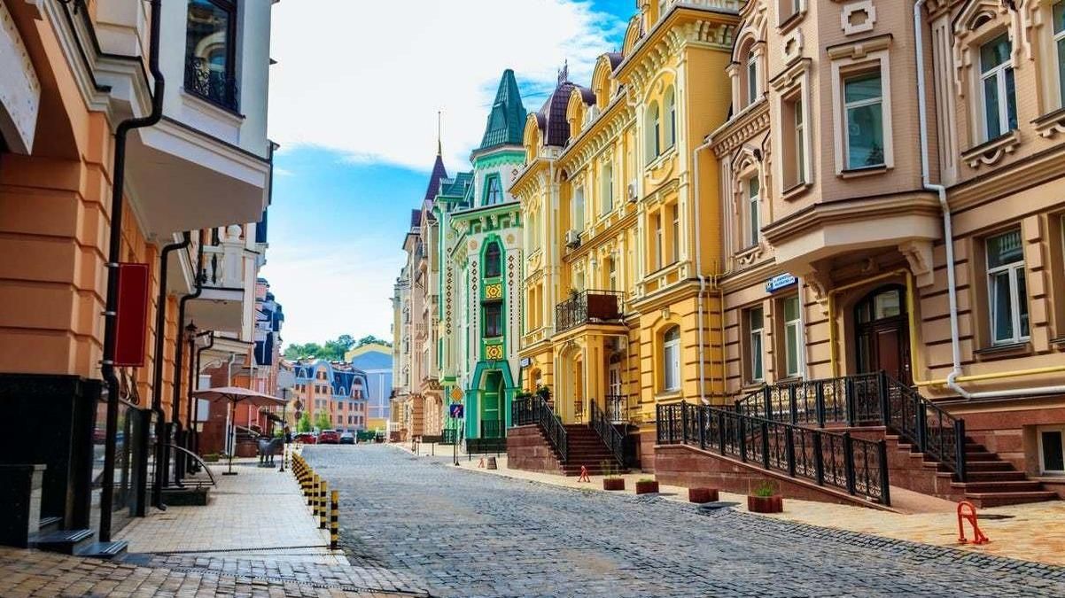 Куди піти у Києві щоб пофотографуватись, найкращі місця для фото
