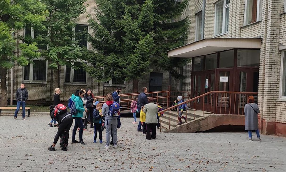Защищены ли дети в школах Киева от нападений и ЧС: ответ КГГА