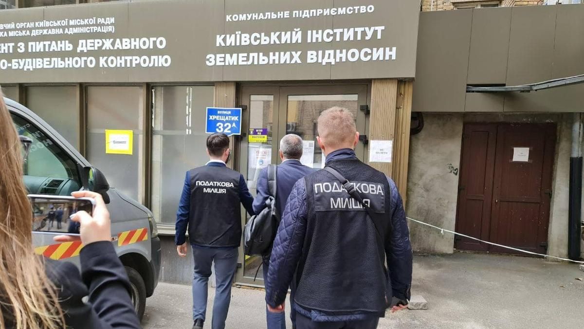 У Києві викрили підприємця, який завдав столиці 19,5 мільйона збитків У Києві викрили підприємця, який завдав столиці 19,5 мільйона збитків