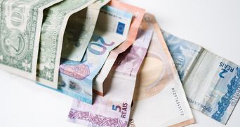 Курс валют на 13 мая: НБУ снова снизил стоимость доллара и евро