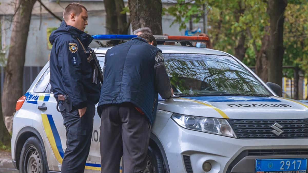 У Дніпрі перехресті знайшли тіло: деталі – фото У Дніпрі перехресті знайшли тіло: деталі – фото