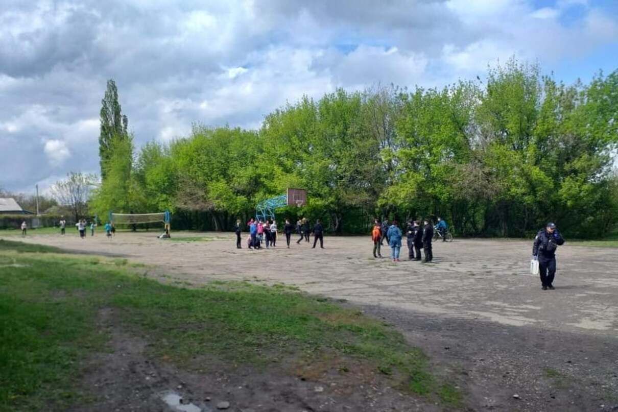 На Луганщине один школьник ранил другого ножом: детали