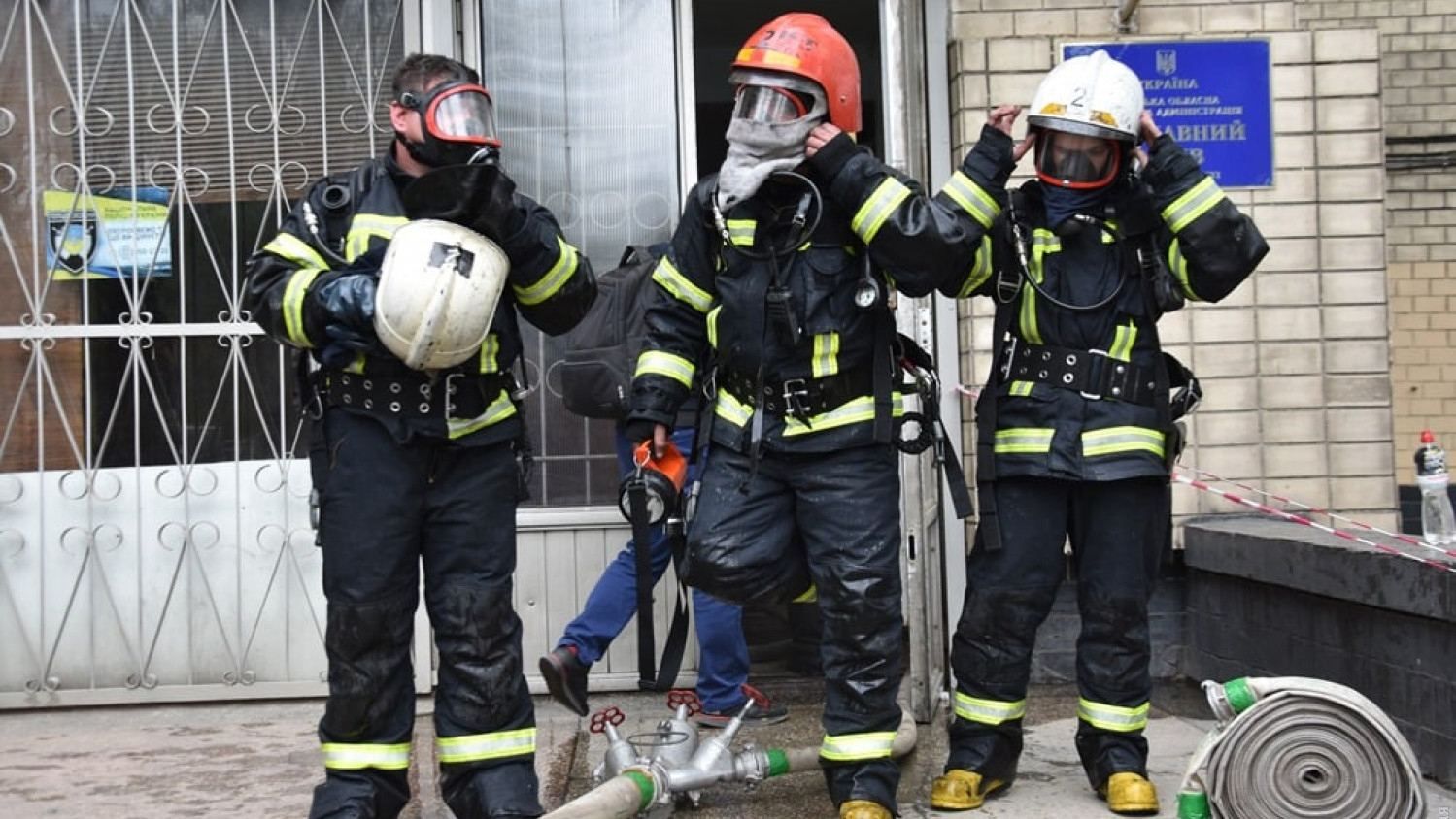 В Одесі загорівся обласний архів: що згоріло – фото В Одесі загорівся обласний архів: що згоріло – фото