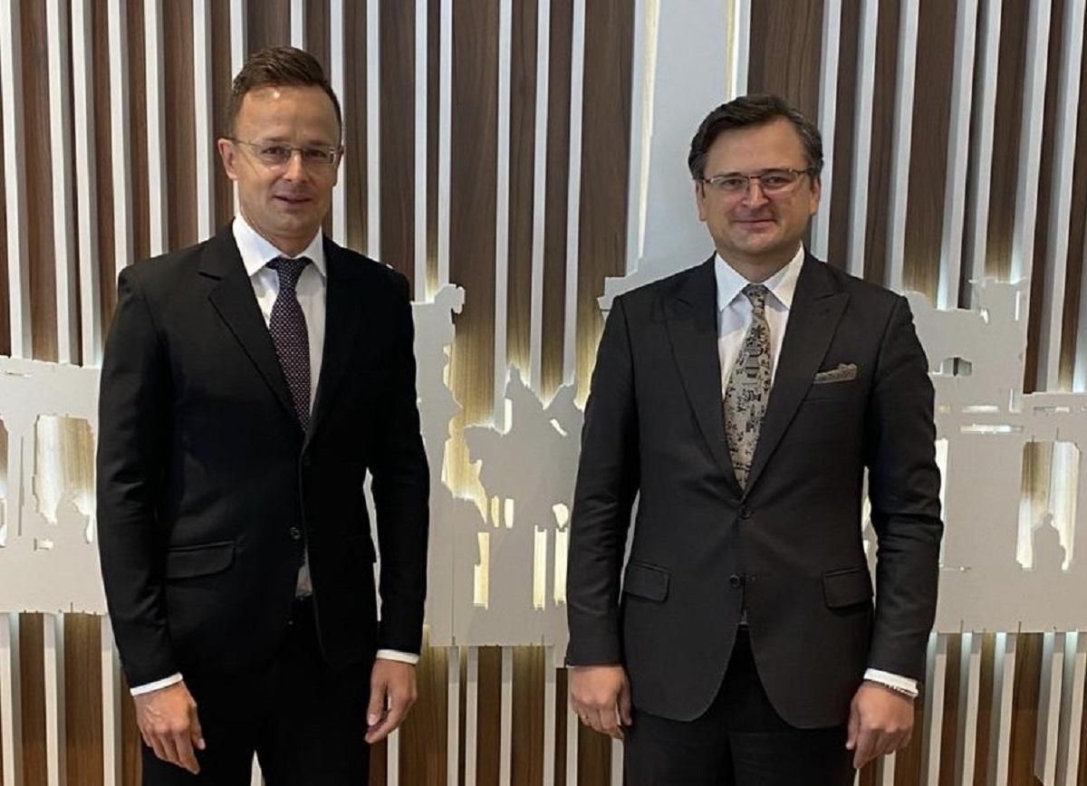 Глава МИД Венгрии посетит Донбасс: Сийярто приедет уже в мае Глава МИД Венгрии посетит Донбасс: Сийярто приедет уже в мае