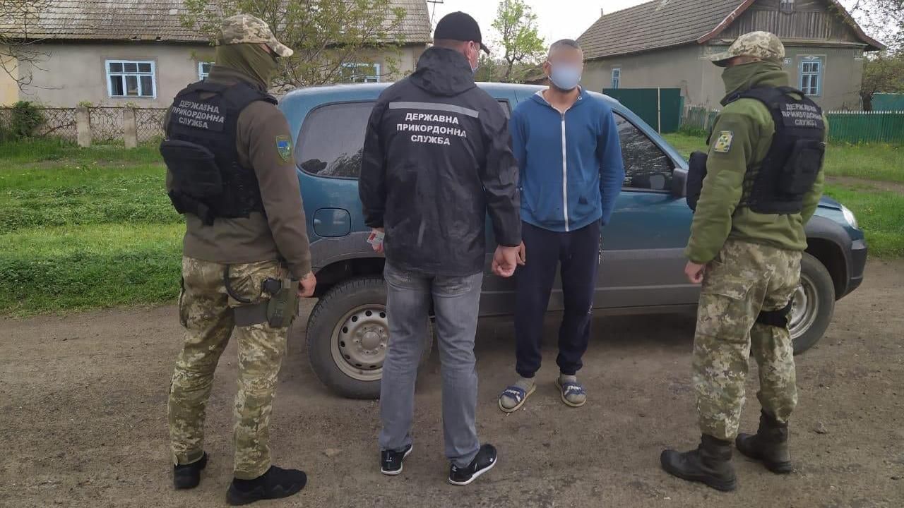 На Одещині затримали розшукуваного Інтерполом злочинця: фото На Одещині затримали розшукуваного Інтерполом злочинця: фото