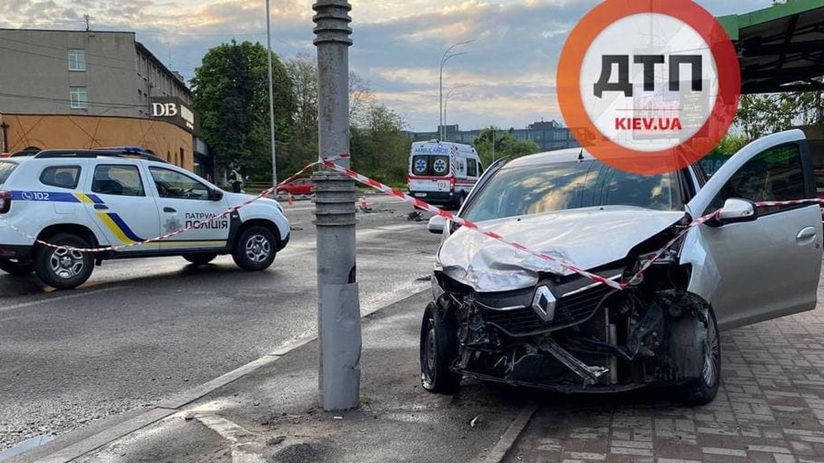 У Києві сталася ДТП за участю таксиста-іноземця