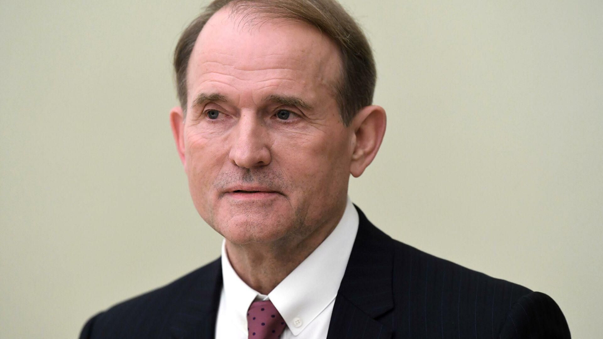 На Медведчука одягли електронний браслет На Медведчука одягли електронний браслет