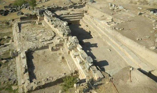 Так сьогодні виглядають руїни храму Так сьогодні виглядають руїни храму