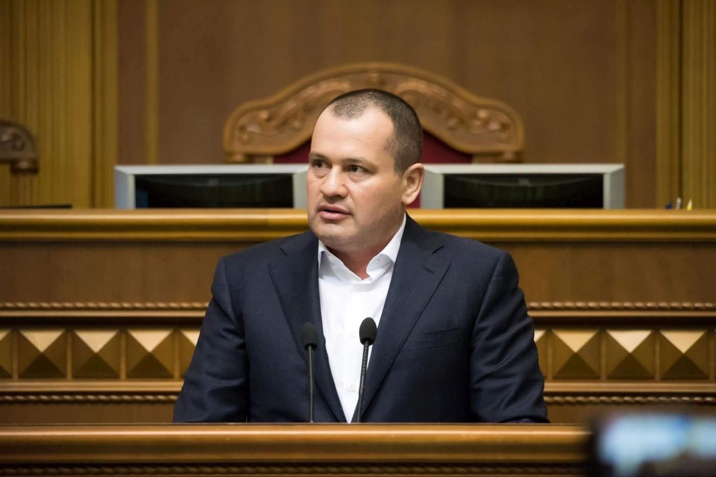 Перед обшуками гінці з Банкової вимагали від мене пригальмувати "УДАР", – Палатний Перед обшуками гінці з Банкової вимагали від мене пригальмувати "УДАР", – Палатний