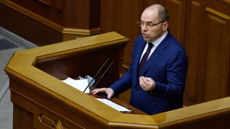 Добровільно йти не збирається, – Арахамія каже, що Степанов не хоче відставки