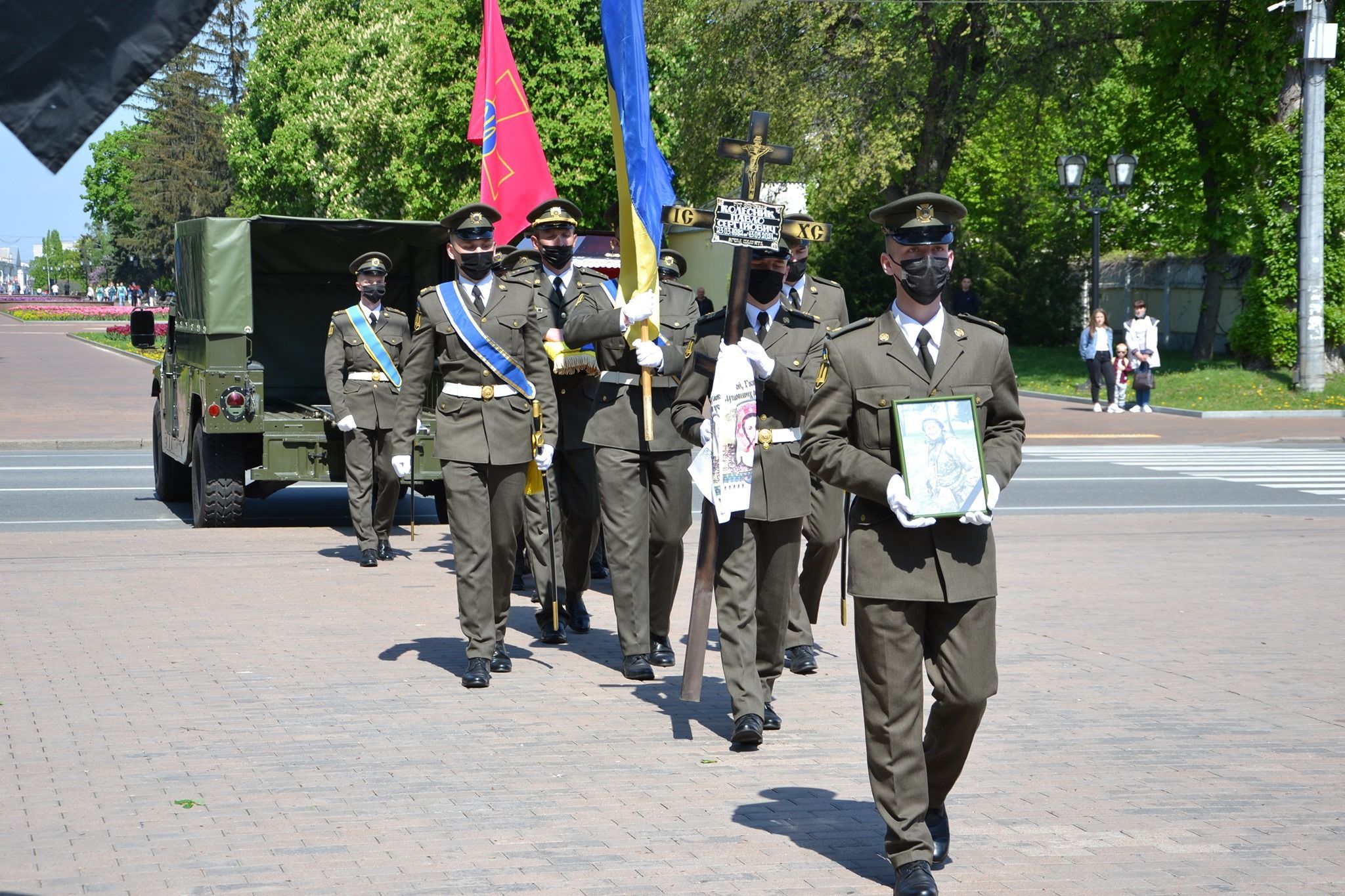 На Чернігівщині попрощалися з військовим Колесником На Чернігівщині попрощалися з військовим Колесником
