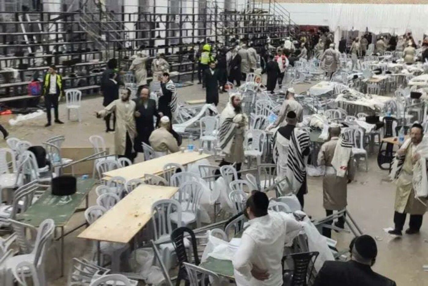 Від обвалу трибуни в Ізраїлі постраждали понад 160 людей Від обвалу трибуни в Ізраїлі постраждали понад 160 людей