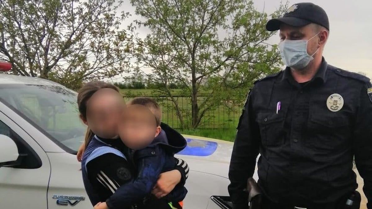 На Миколаївщині поліція шукала хлопчика, який заснув вдома у шафі