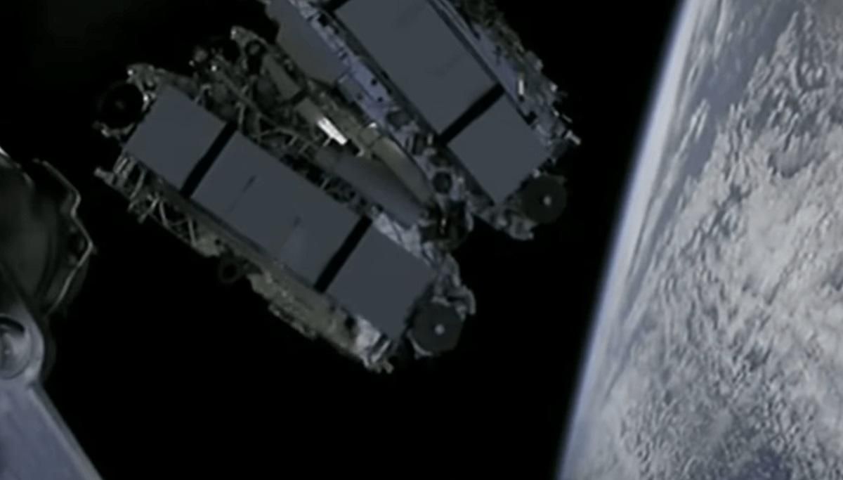 SpaceX збільшила кількість супутників Starlink у небі