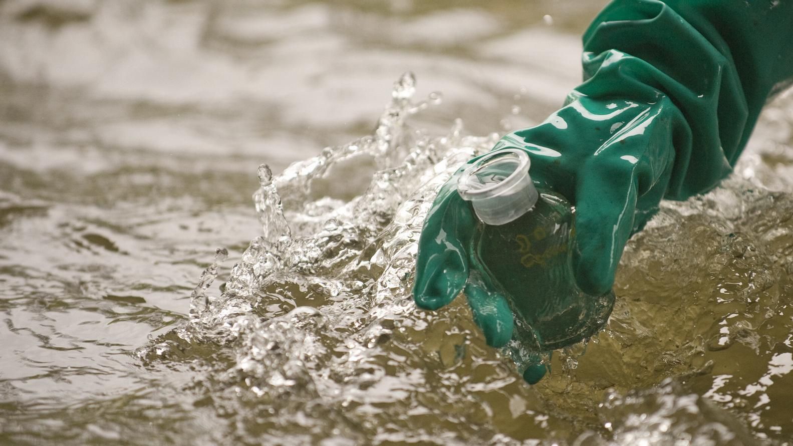 У містах Одещини виявили забруднення питної води