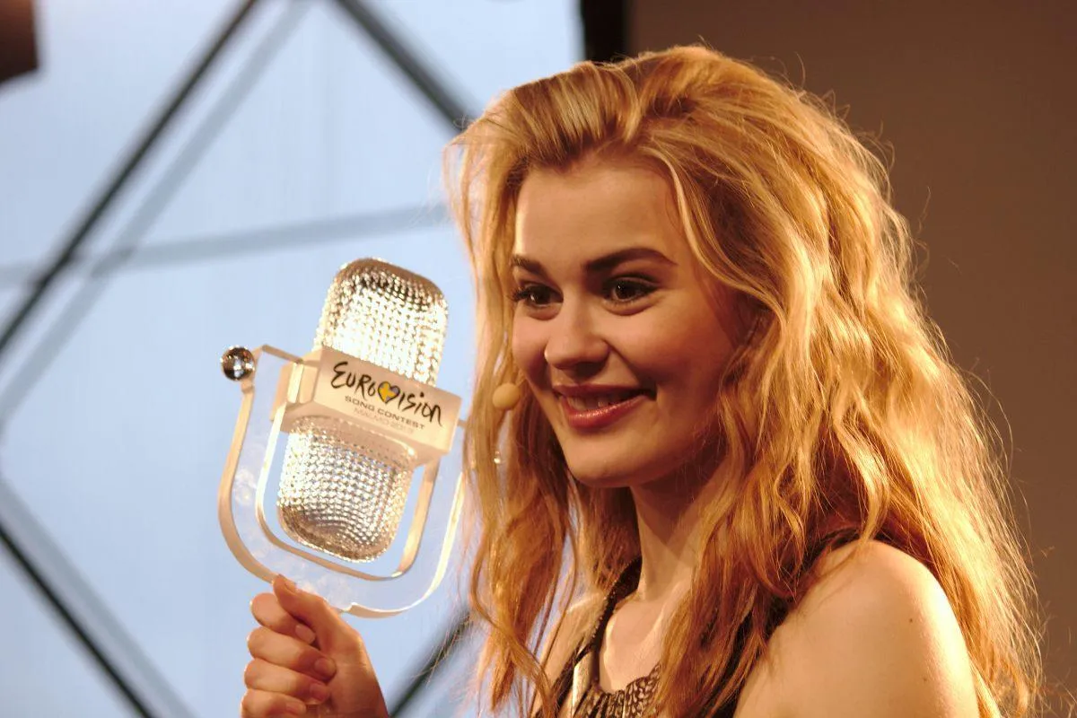 Еммелі де Форест Еммелі де Форест