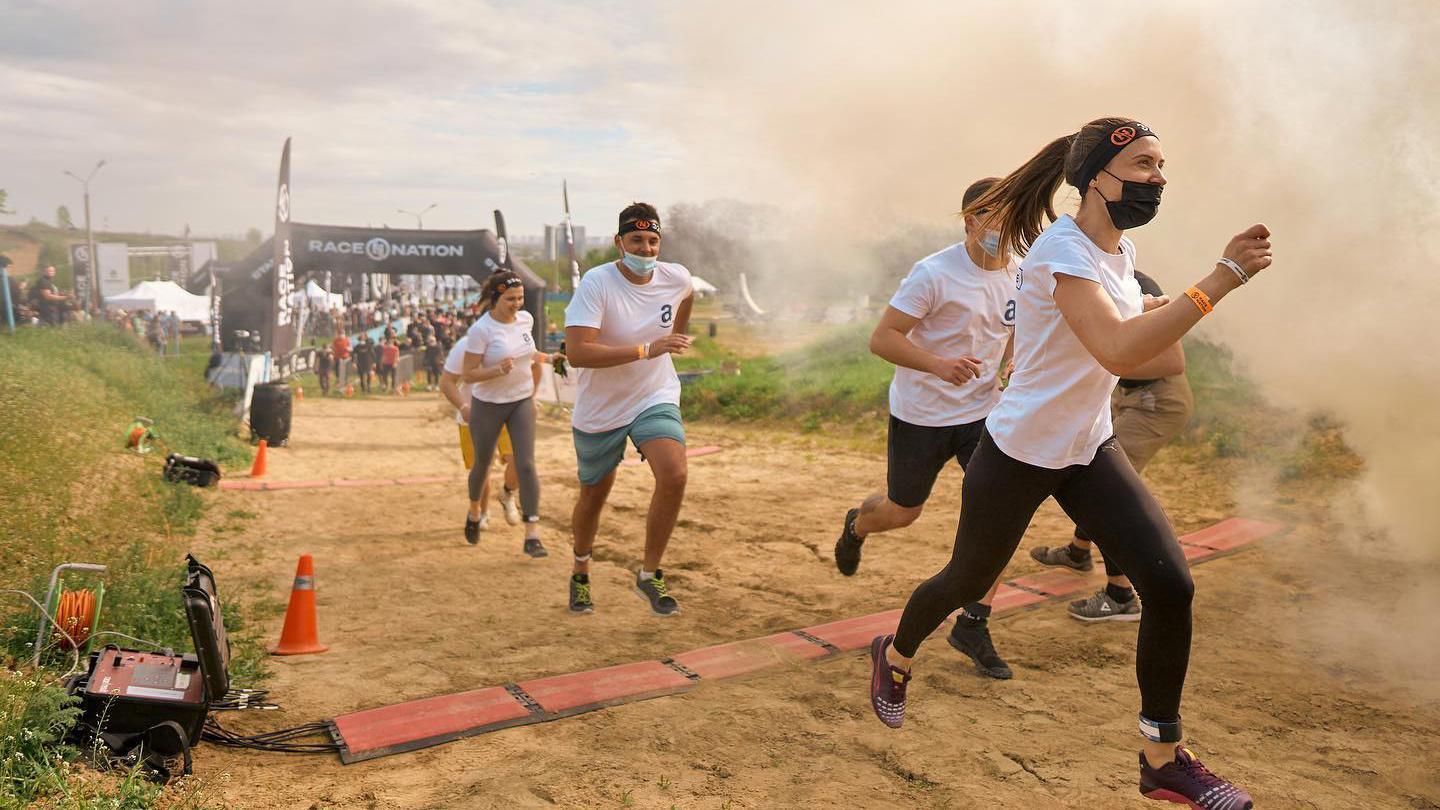 У Києві відбувся масштабний екстремальний забіг з перешкодами Race Nation