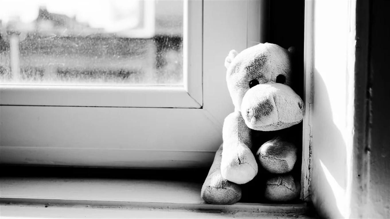 В Кривом Роге 4-летний мальчик выпал из окна 5 этажа: детали В Кривом Роге 4-летний мальчик выпал из окна 5 этажа: детали