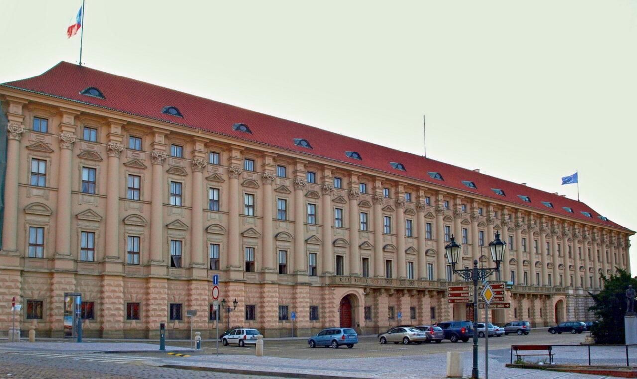 Чехия планирует сменить своего посла в Украине Чехия планирует сменить своего посла в Украине