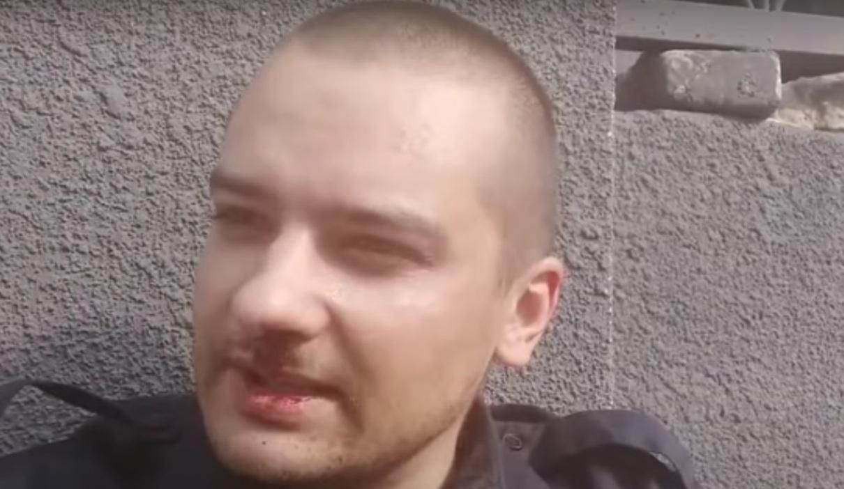 В Днепре сержант Калыняк заявил об избиении в полицейском управлении В Днепре сержант Калыняк заявил об избиении в полицейском управлении